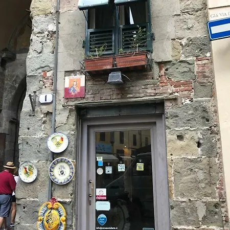 Executive Historic Centre Apartment *